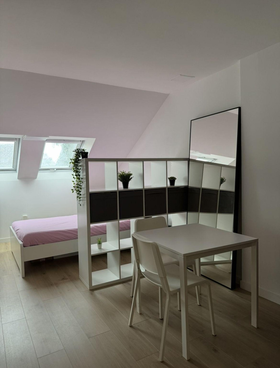 
                                                Location
                                                 Studio meublé