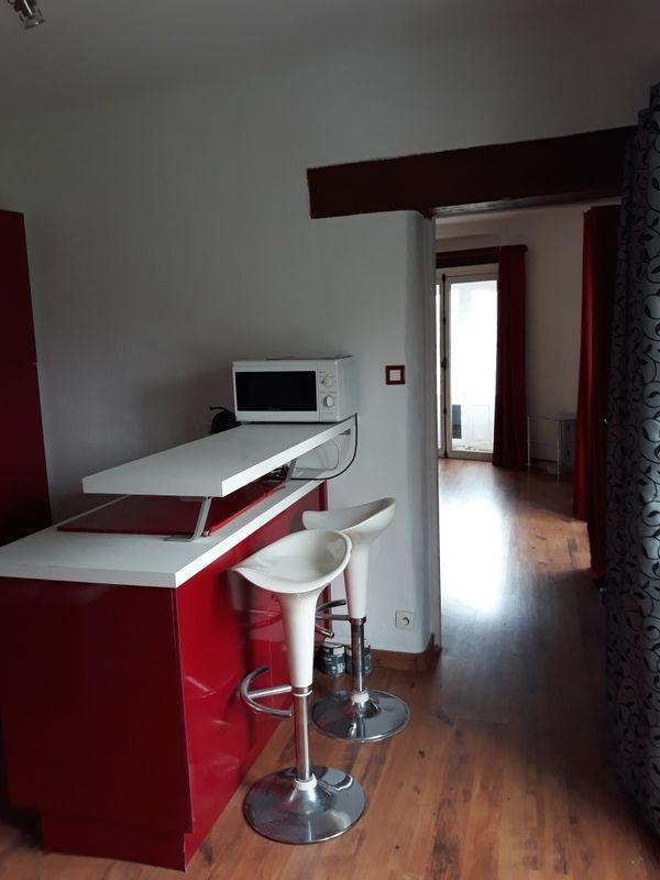 
                                                Location
                                                 Studio meublé