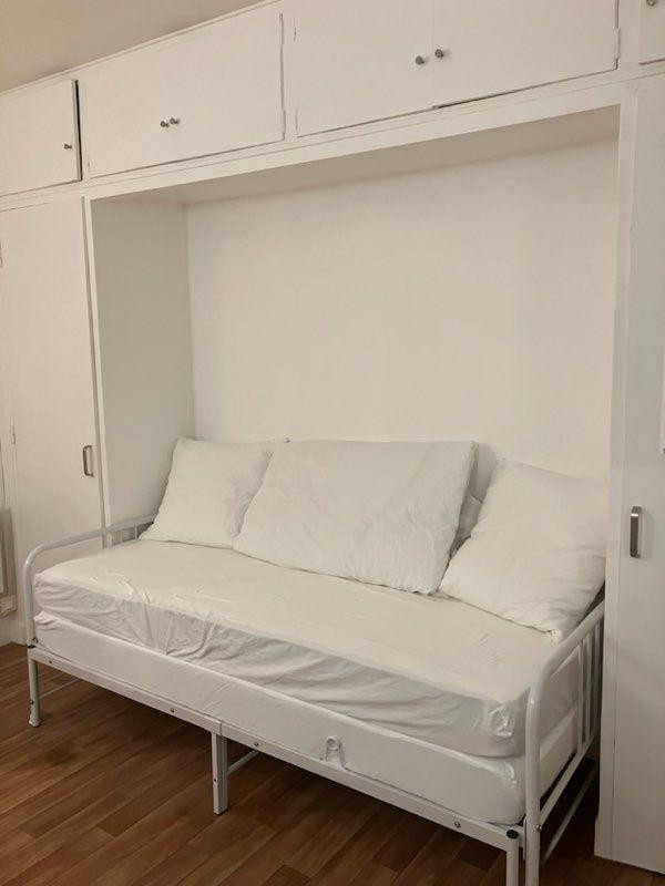 
                                                Location
                                                 Studio meublé