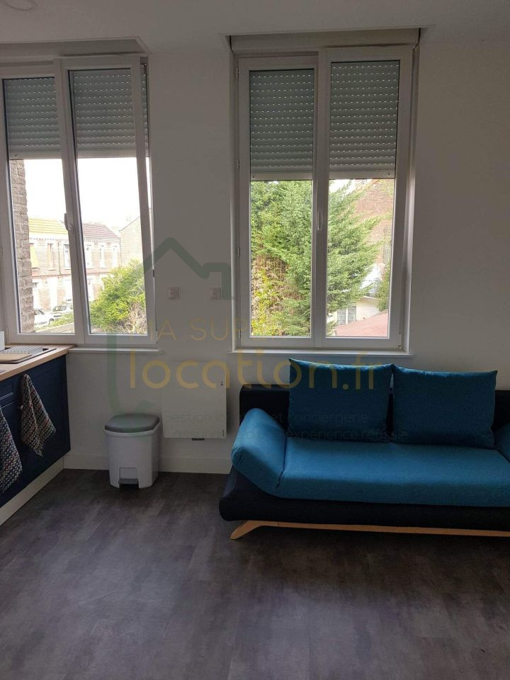 
                                                Location
                                                 Studio meublé à deux pas de la Gare de SAINT-QUENTIN
