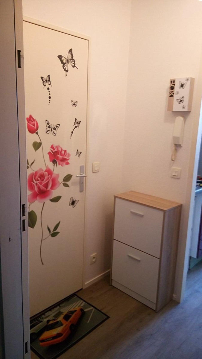 
                                                Location
                                                 Studio meublé à LE PETIT QUEVILLY