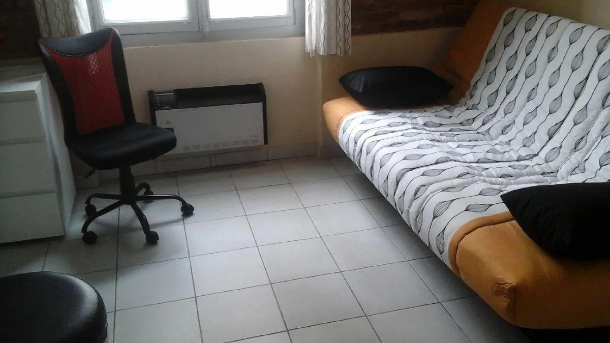
                                                Location
                                                 Studio meublé à louer 18 Mars jusqu'au fin Août