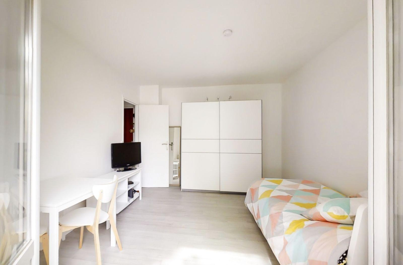 
                                                Location
                                                 Studio meublé à louer