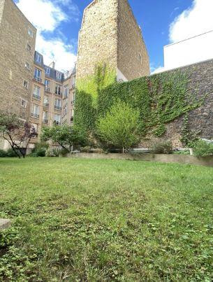 
                                                Location
                                                 Studio meublé à louer