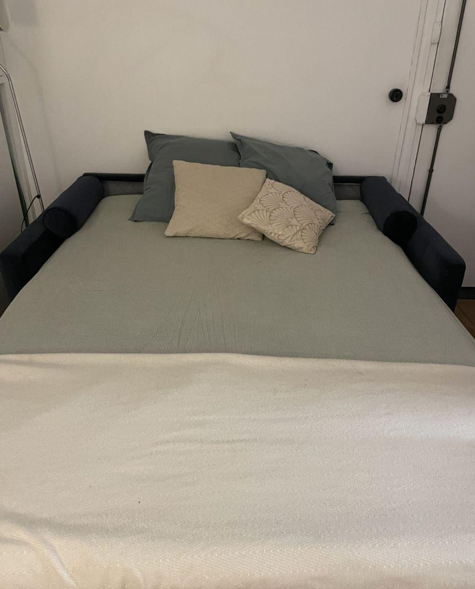 
                                                Location
                                                 Studio meublé à louer