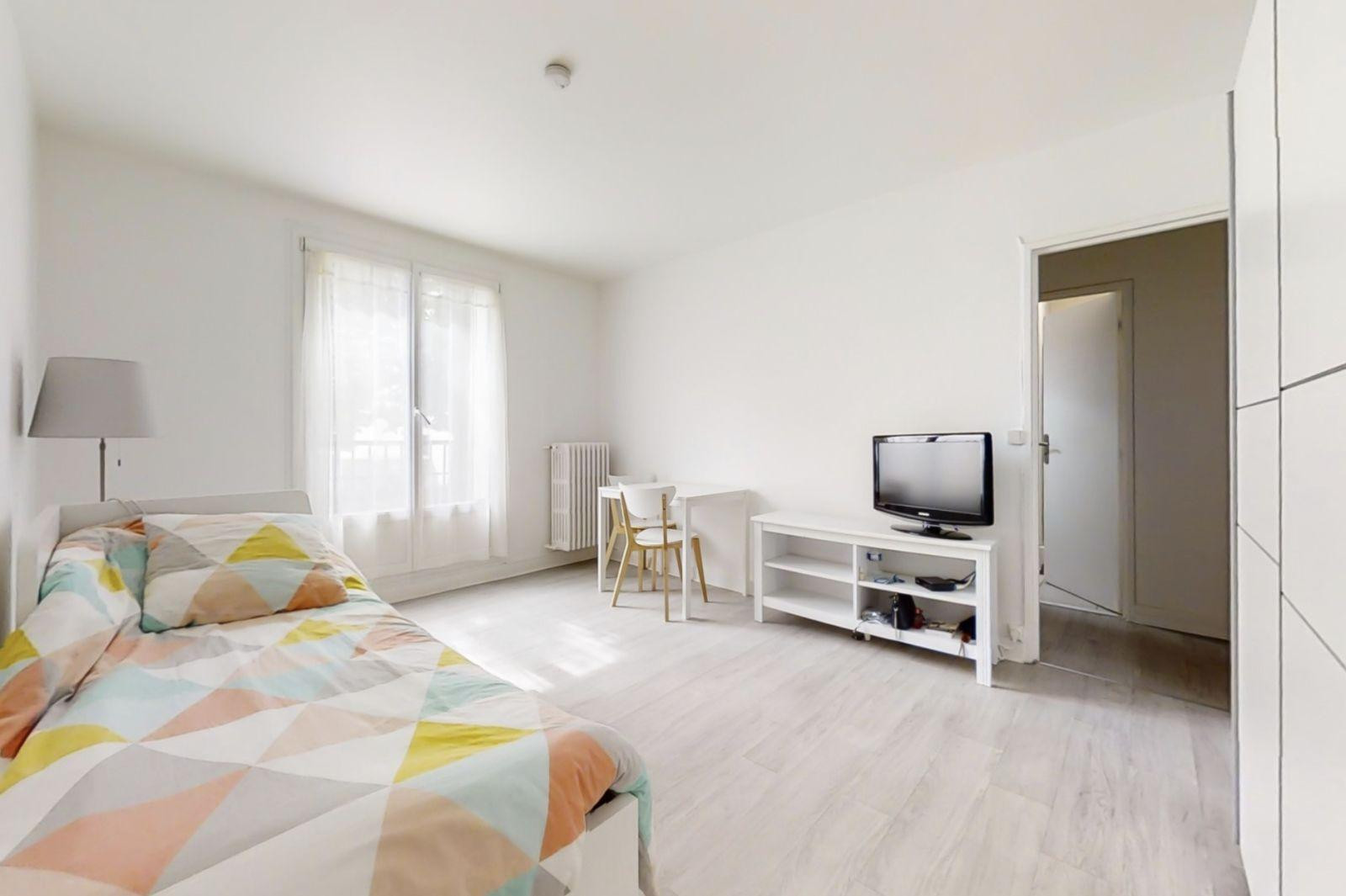 
                                                Location
                                                 Studio meublé à louer
