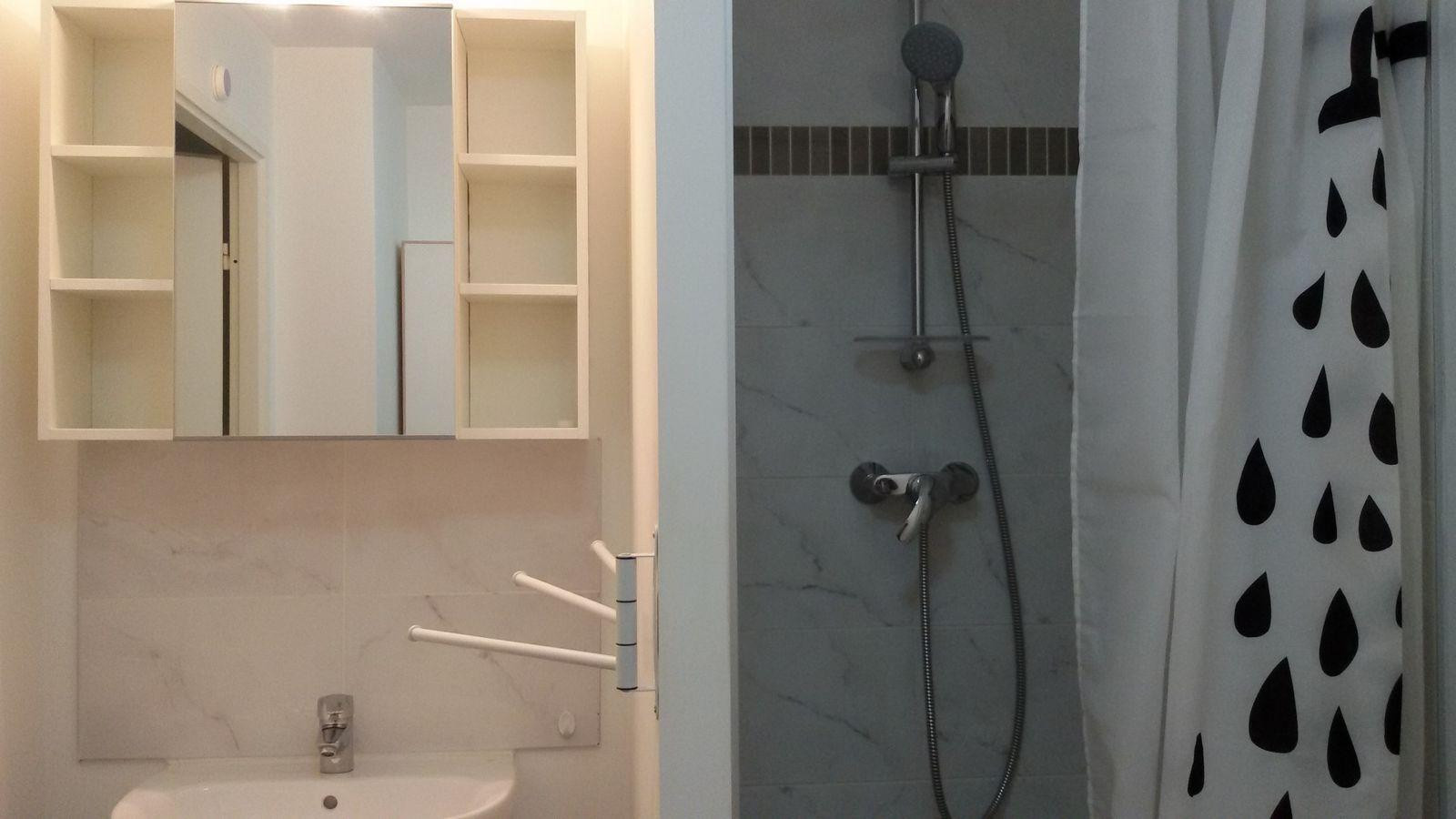 
                                                Location
                                                 Studio meublé à louer