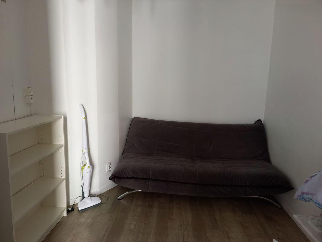 
                                                Location
                                                 Studio meublé à louer