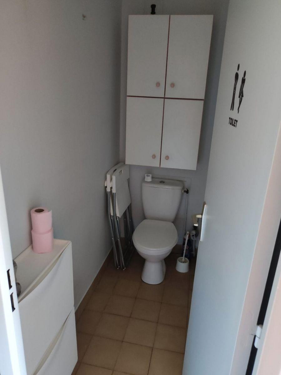 
                                                Location
                                                 Studio meublé à louer