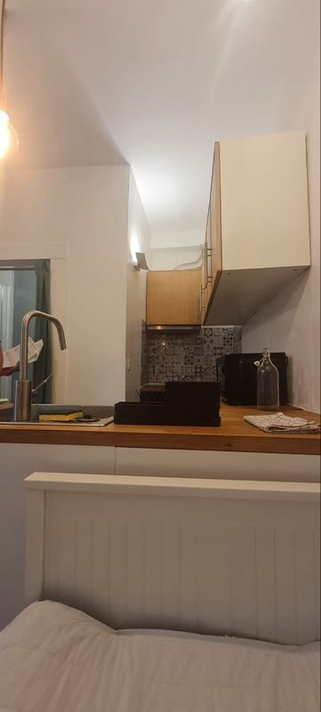 
                                                Location
                                                 Studio meublé à louer paris 11