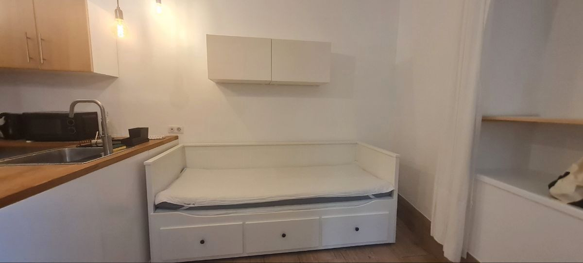 
                                                Location
                                                 Studio meublé à louer paris 11