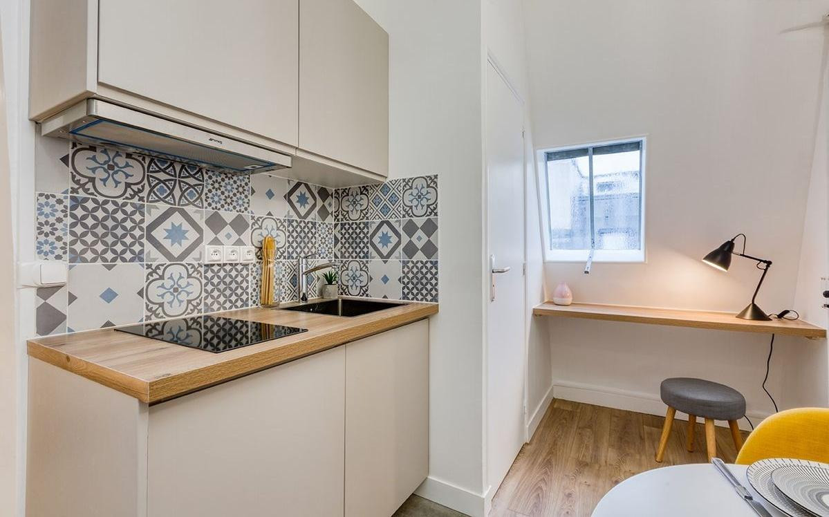 
                                                Location
                                                 Studio meublé à louer quartier Auteuil