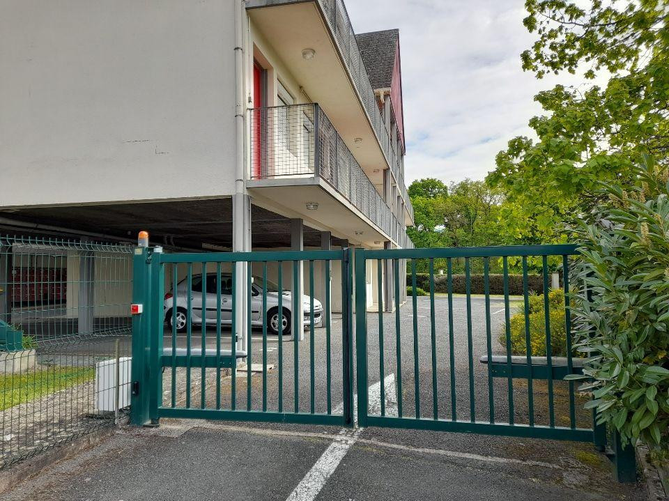 
                                                Location
                                                 Studio meublé à louer refait à neuf