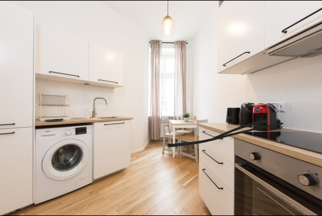 
                                                Location
                                                 Studio meublé a  Nantes