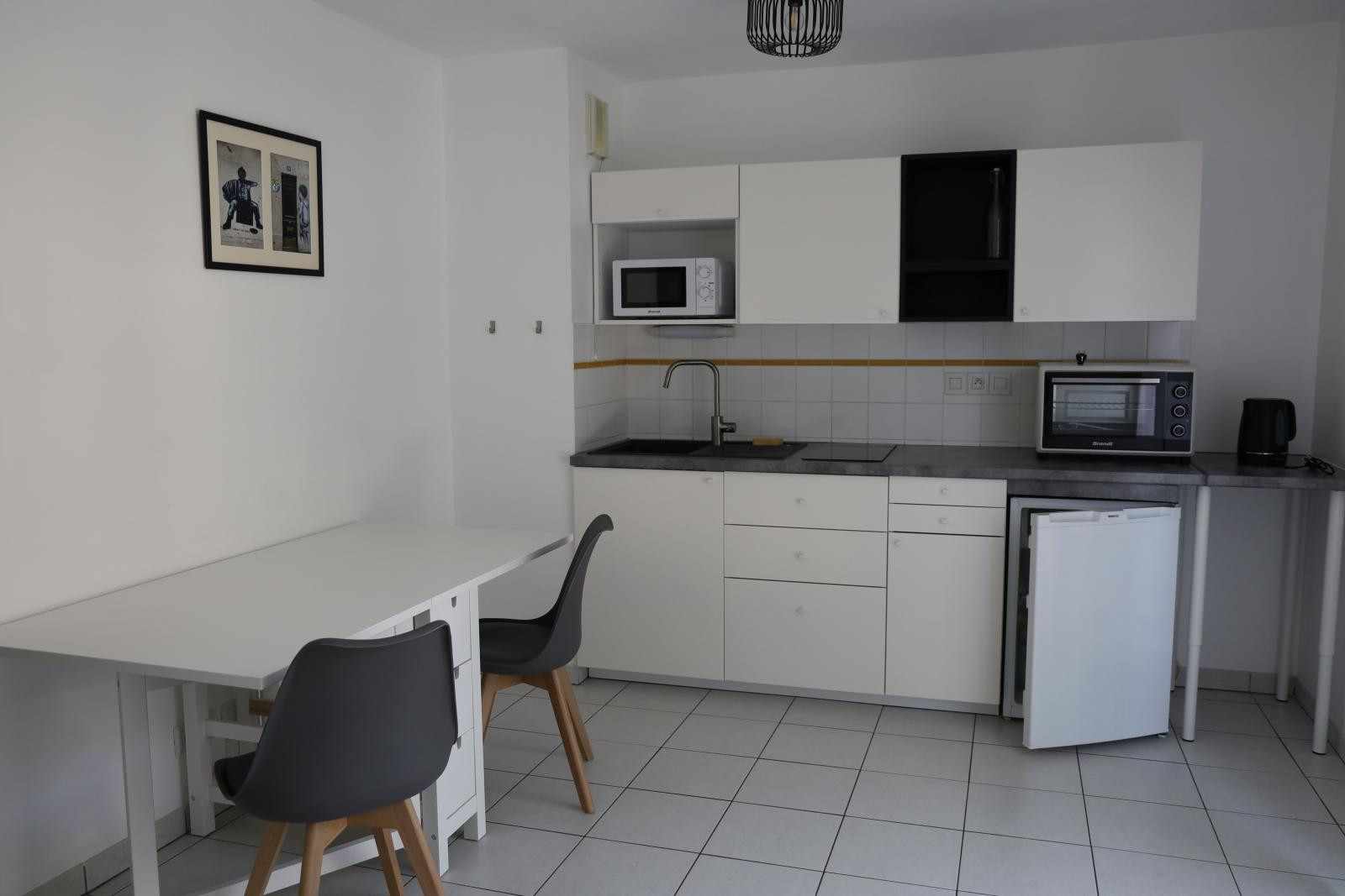 
                                                Location
                                                 Studio meublé à Nantes quartier St Donatien