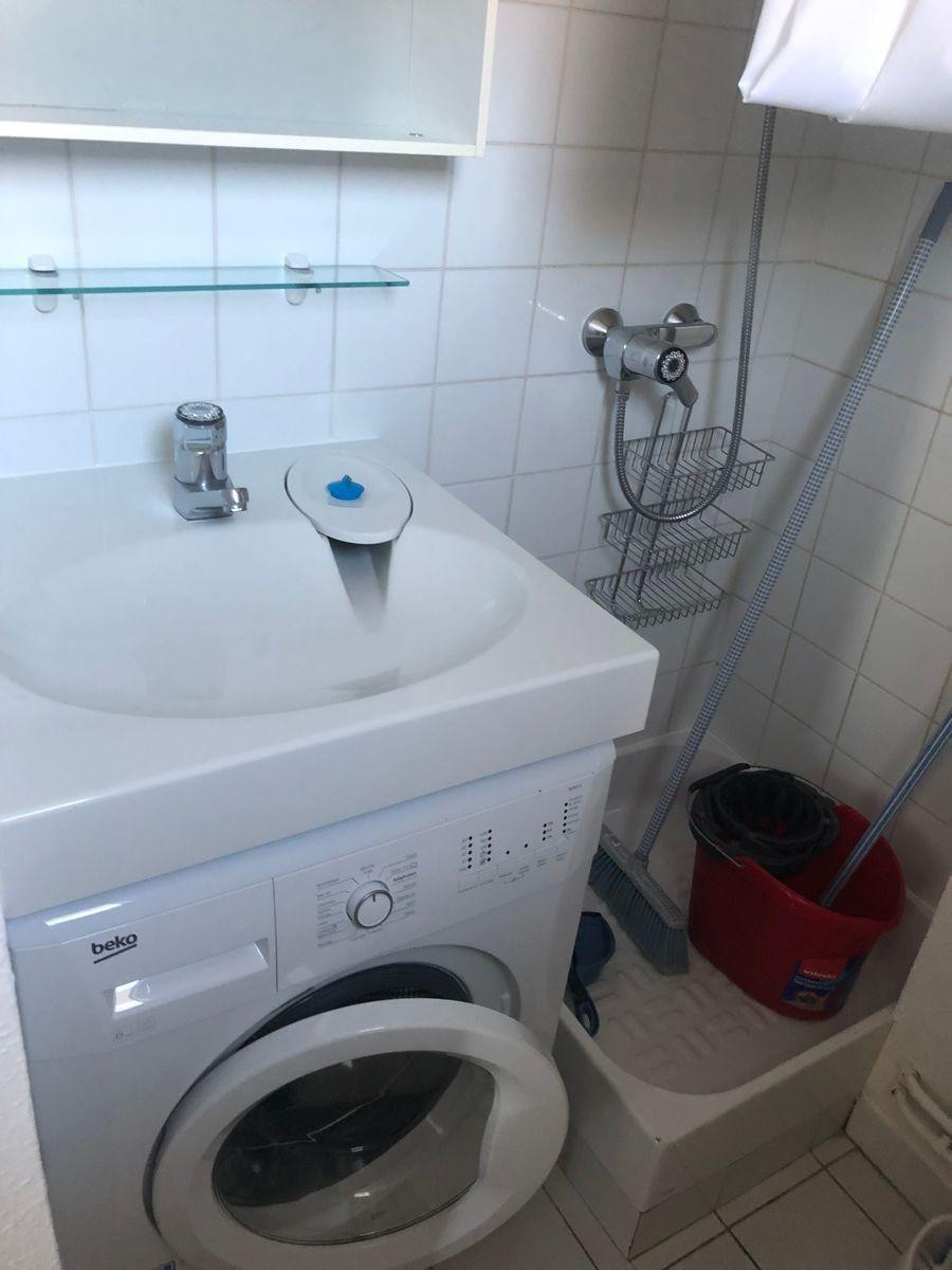 
                                                Location
                                                 Studio meublé, à proximité de la gare de Coigniere