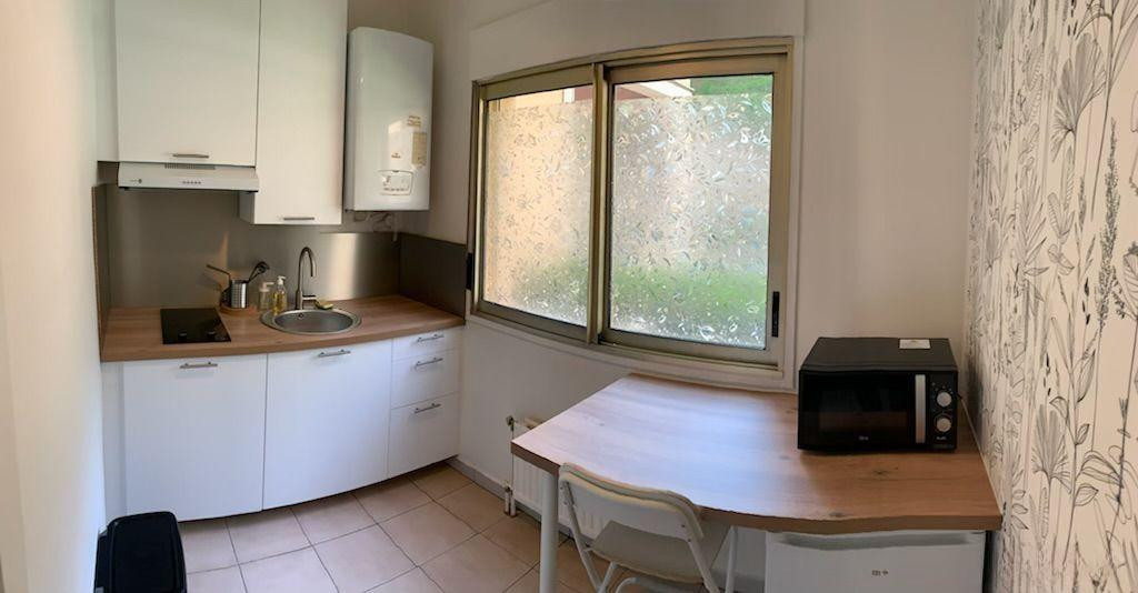 
                                                Location
                                                 Studio meublé à Sainte-Foy-lès-Lyon