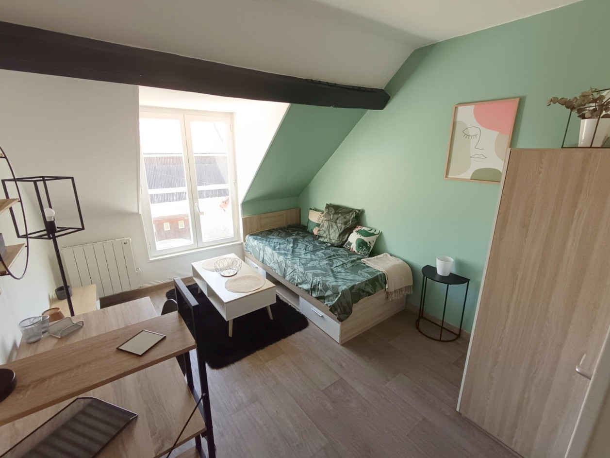 
                                                Location
                                                 Studio meublé Amiens St-Honoré