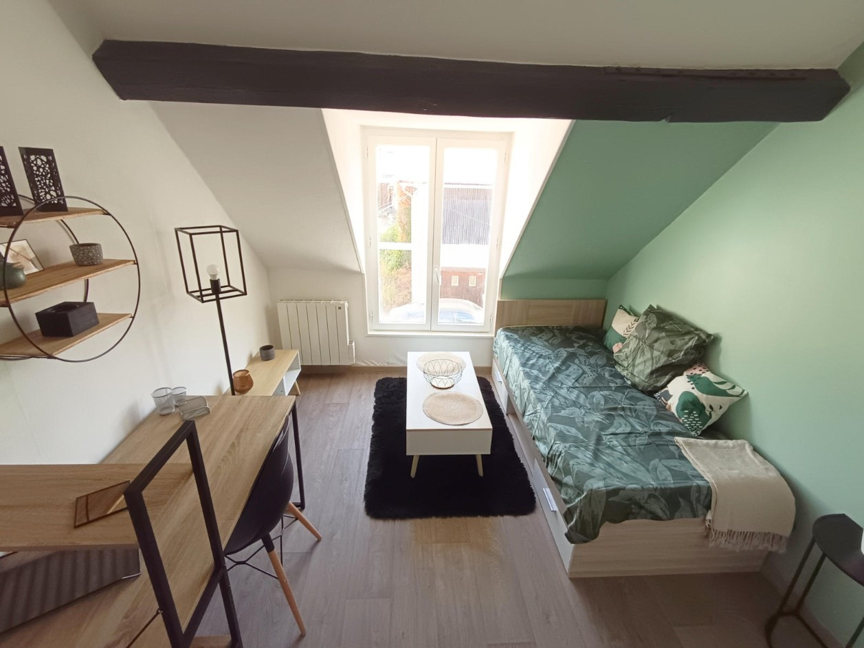 
                                                Location
                                                 Studio meublé Amiens St-Honoré