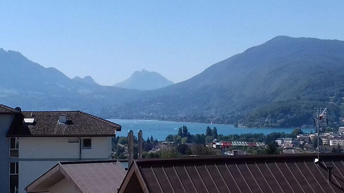 
                                                Location
                                                 Studio meublé Annecy le vieux
