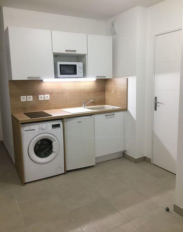 
                                                Location
                                                 Studio meublé au centre ville de Levallois