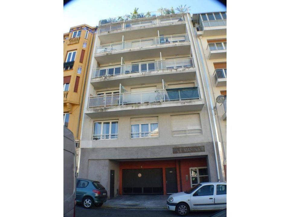 
                                                Location
                                                 Studio meublé au centre ville de Nice