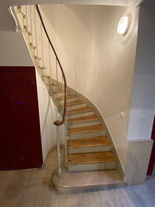 
                                                Location
                                                 Studio meublé au cœur de Paris 7ème