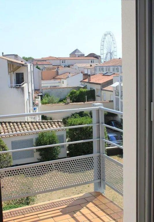 
                                                Location
                                                 Studio meublé avec balcon centre ville