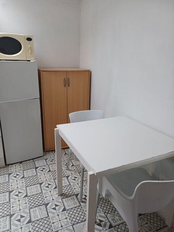 
                                                Location
                                                 Studio meublé avec chambre en mezzanine