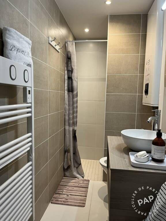 
                                                Location
                                                 Studio meublé avec grande terrasse à La Rochelle