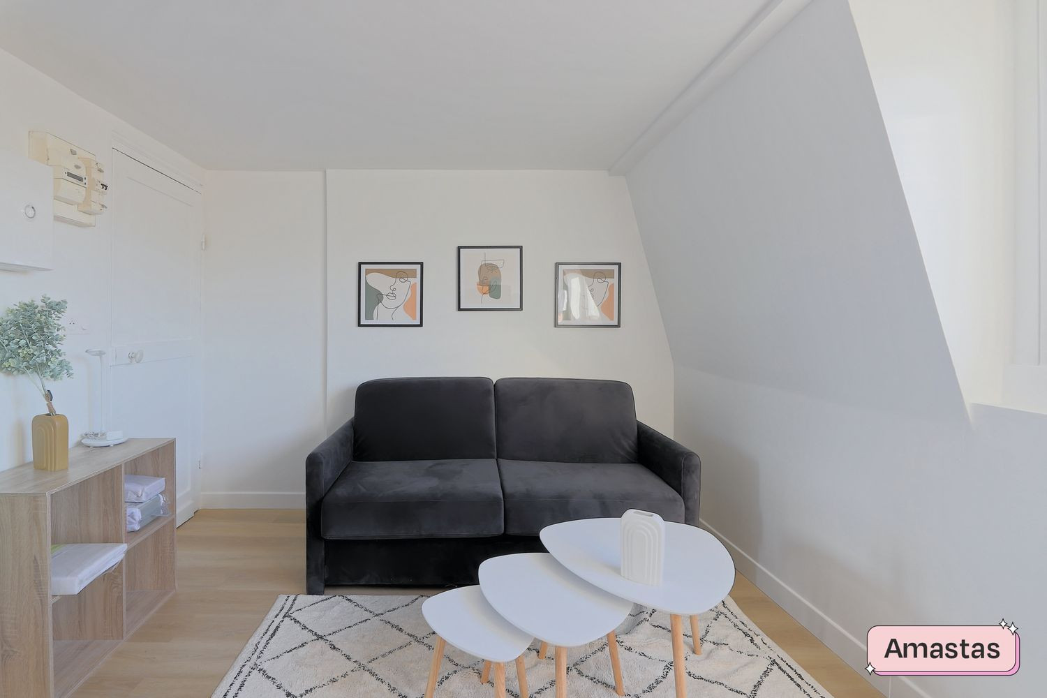 
                                                Location
                                                 Studio meublé avec soin - Roubaix 1591204