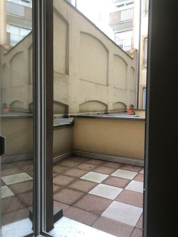 
                                                Location
                                                 Studio meublé avec terrasse quartier Gare/Halles