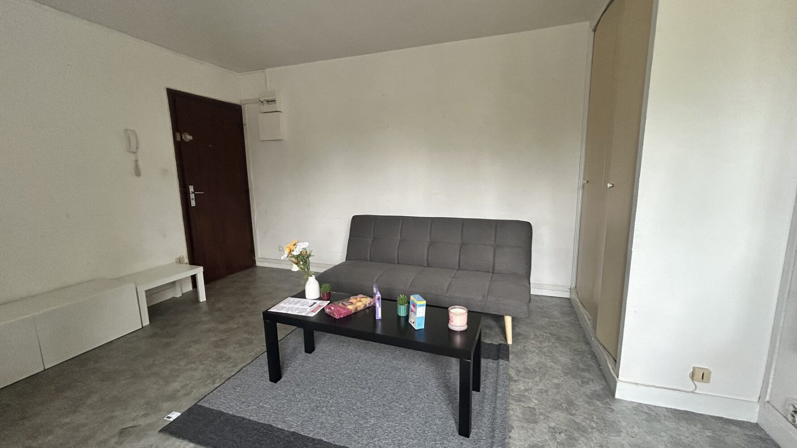 
                                                Location
                                                 Studio meublé Beauvais