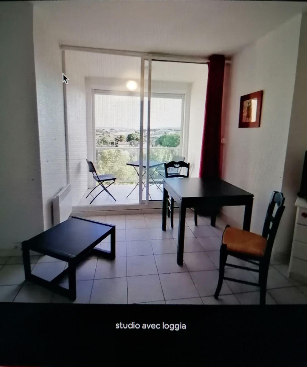 
                                                Location
                                                 STUDIO meublé Belle Vue
