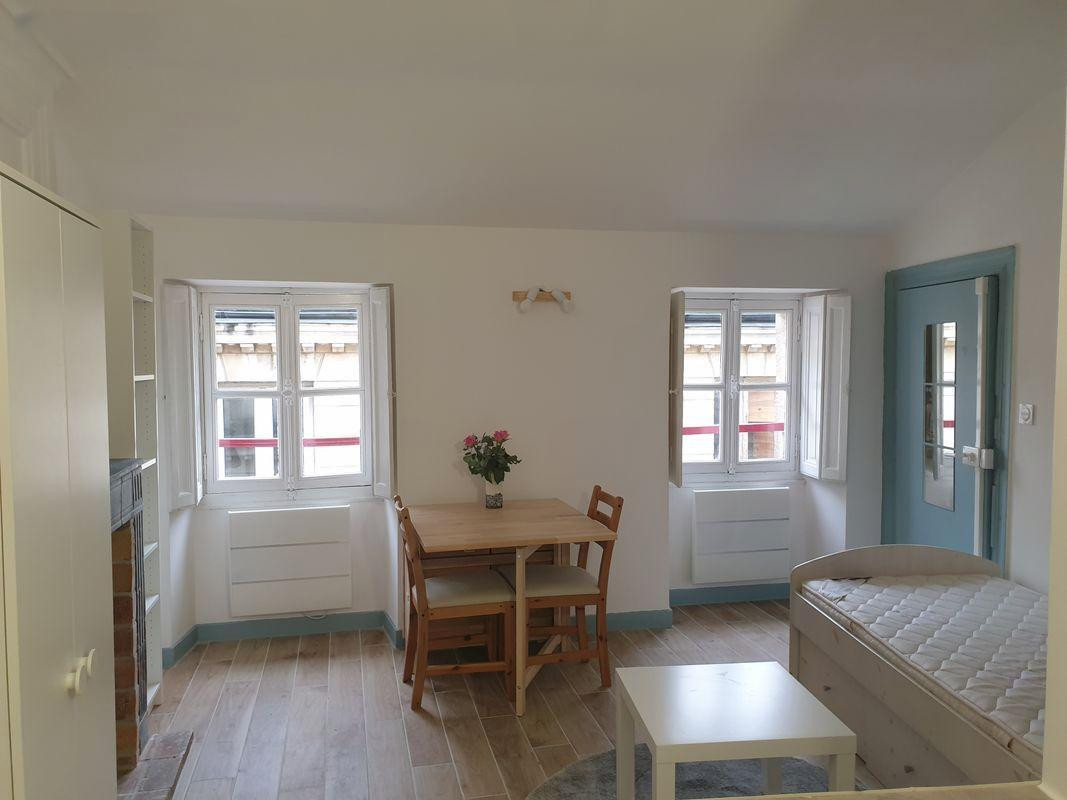 
                                                Location
                                                 Studio meublé Bordeaux