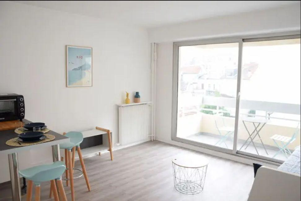 
                                                Location
                                                 Studio meublé Boulogne-Billancourt