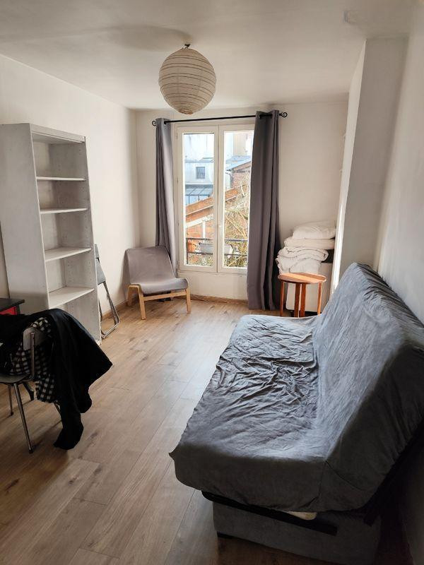 
                                                Location
                                                 Studio meublé buttes Chaumont