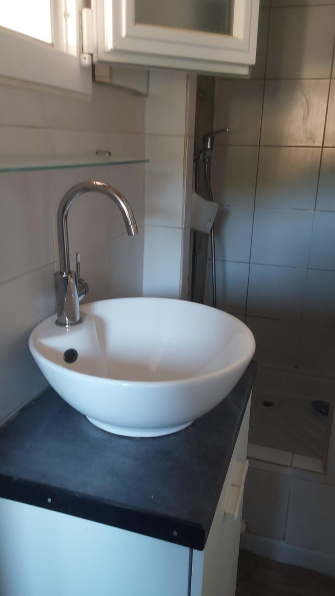 
                                                Location
                                                 Studio meuble Cassis