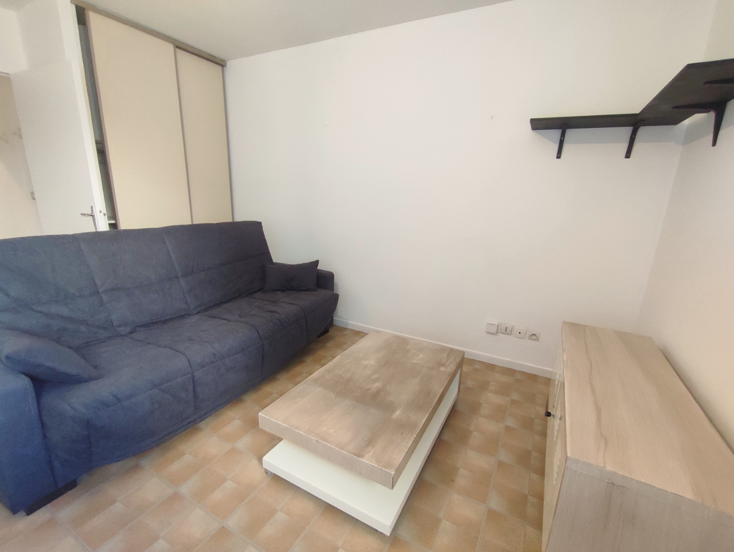 
                                                Vente
                                                 Studio meublé Centre Amiens Jacobins