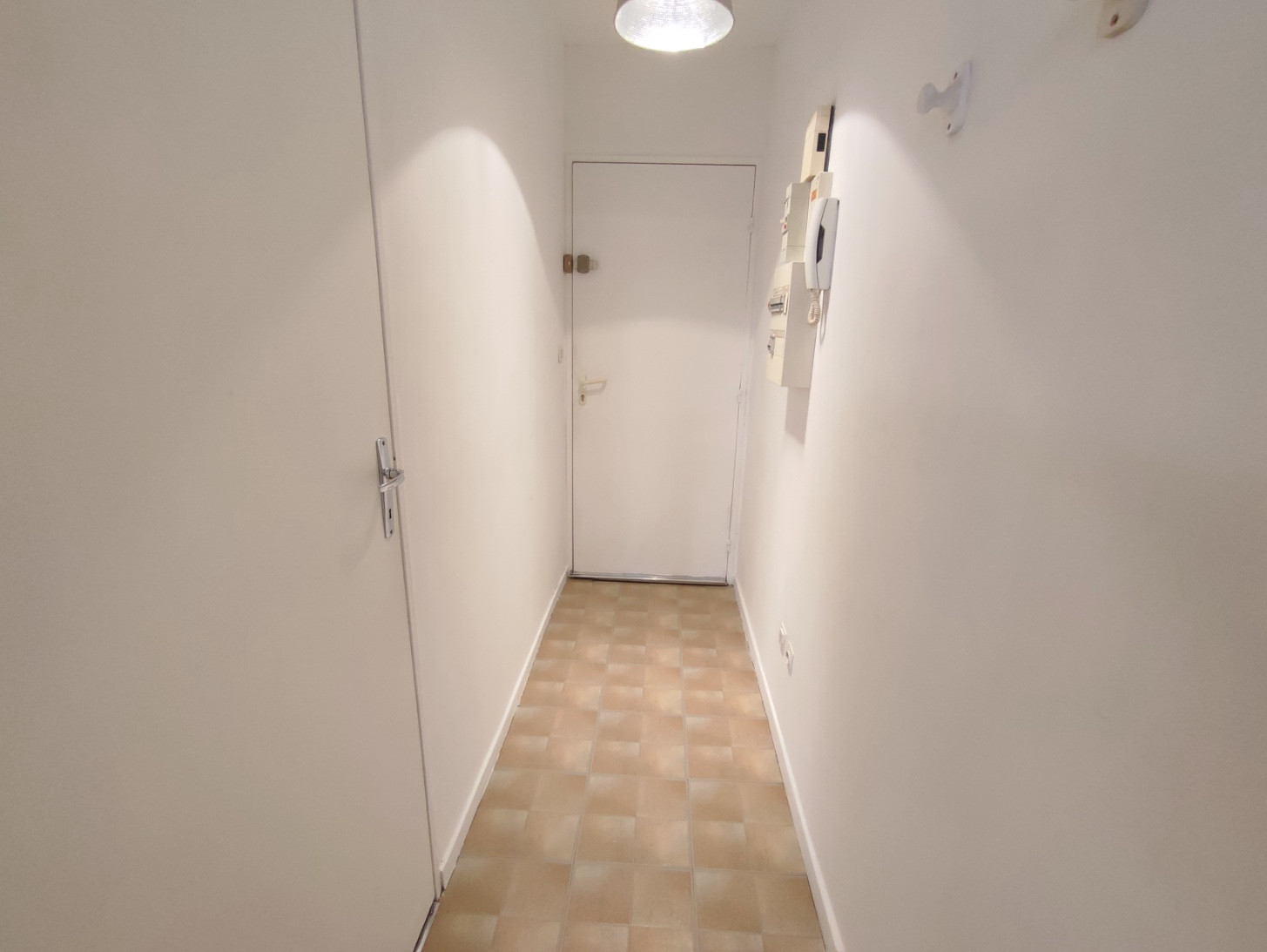 
                                                Vente
                                                 Studio meublé Centre Amiens Jacobins