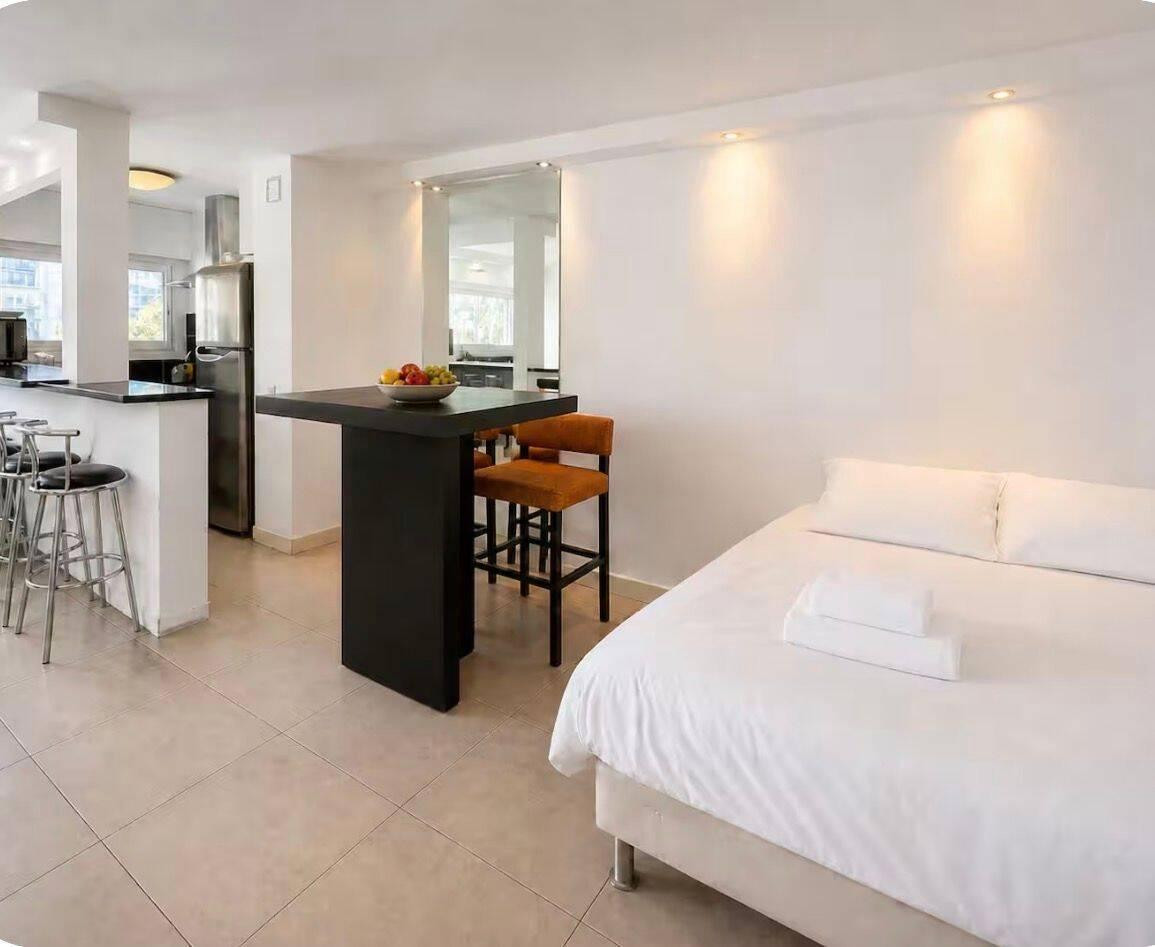 
                                                Location
                                                 Studio meublé climatisé – Cannes centre
