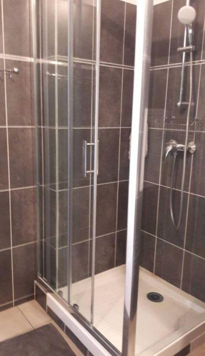 
                                                Location
                                                 Studio meublé dans 94