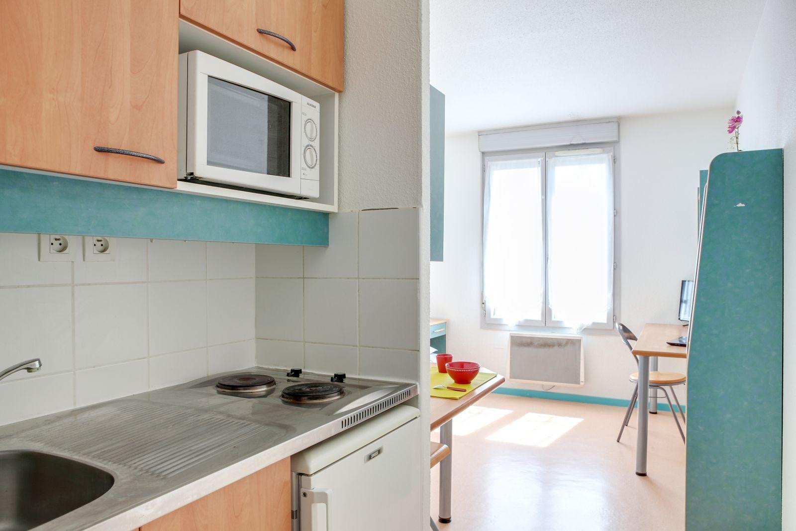 
                                                Location
                                                 Studio meublé dans résidence sécurisée