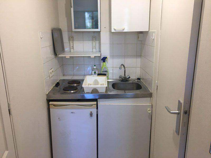 
                                                Location
                                                 Studio meublé de 15 m2