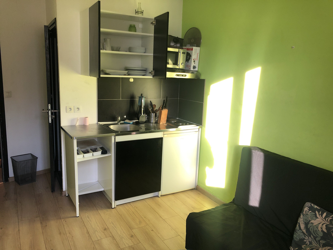 
                                                Location
                                                 Studio meublé de 18 m² – Lyon 8ᵉ