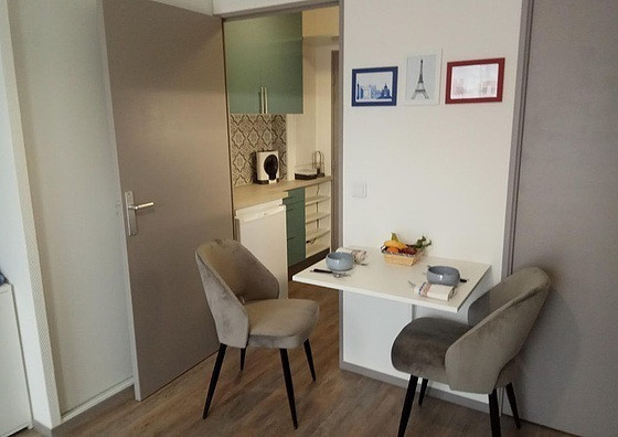 
                                                Location
                                                 Studio meublé de 23 m² avec 1 pièce