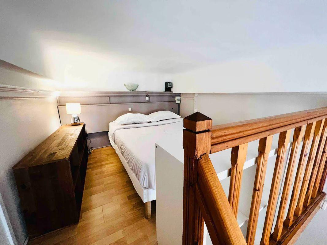 
                                                Location
                                                 Studio meublé de 26m²