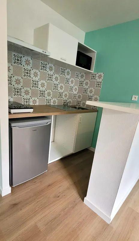 
                                                Location
                                                 Studio meublé de 26m2 refait à neuf