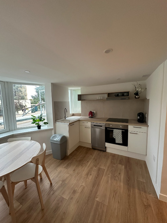 
                                                Location
                                                 Grand studio meublé 32m2
