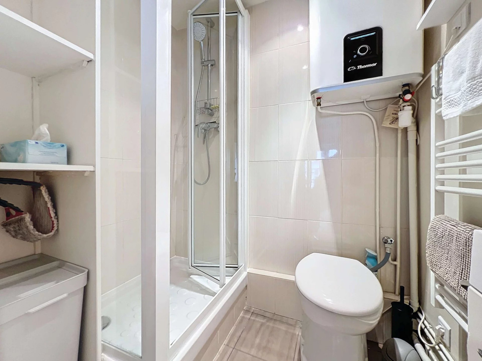 
                                                Location
                                                 Studio meublé de Charme au Cœur de Paris - Métro Sèvres-Lecourbe